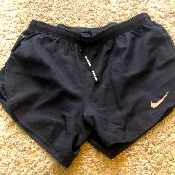 Black Nike dri fit shorts! - Picture 1 of 2